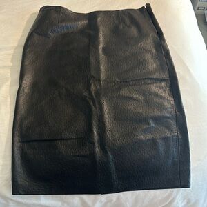 Easel Dean & Dimonda 100% leather black pencil skirt, embossed ostrich pattern